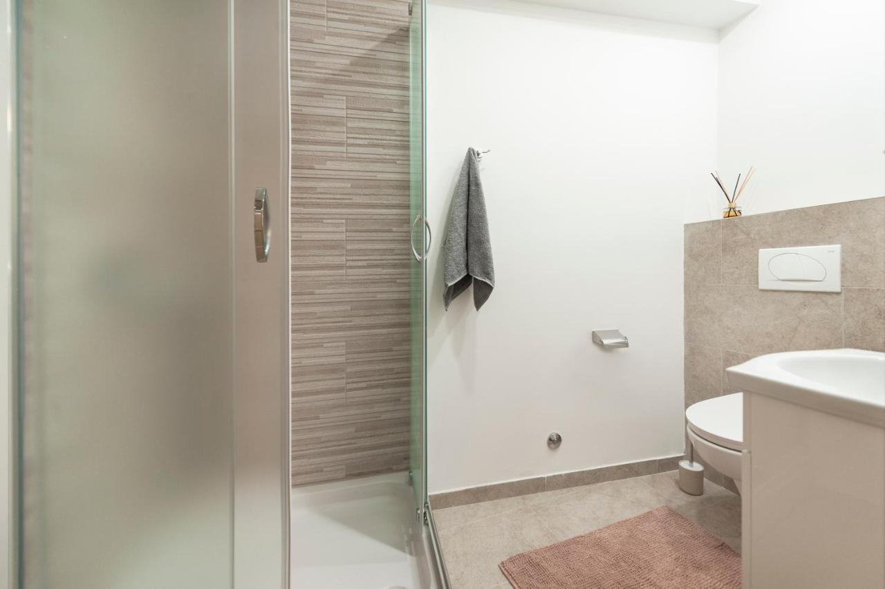 Adriatic Dream Rooms Rovinj Exterior photo